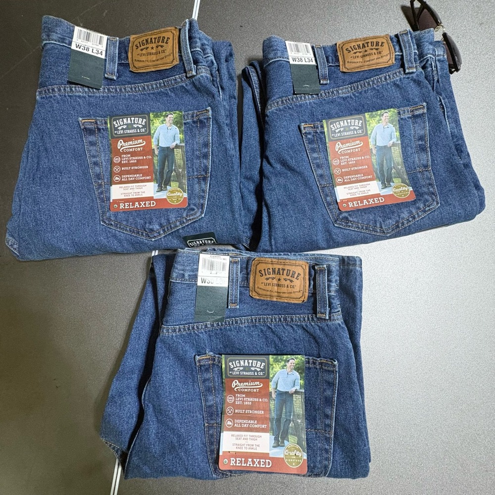 Signature Levi Strauss & Co Relaxed Fit Jeans Mens 38x34 Blue Denim Wash Qty 5